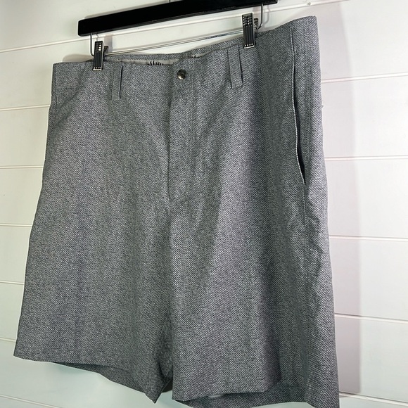 Callaway Other - Callaway mens shorts size 36 inseam 9”. MN9